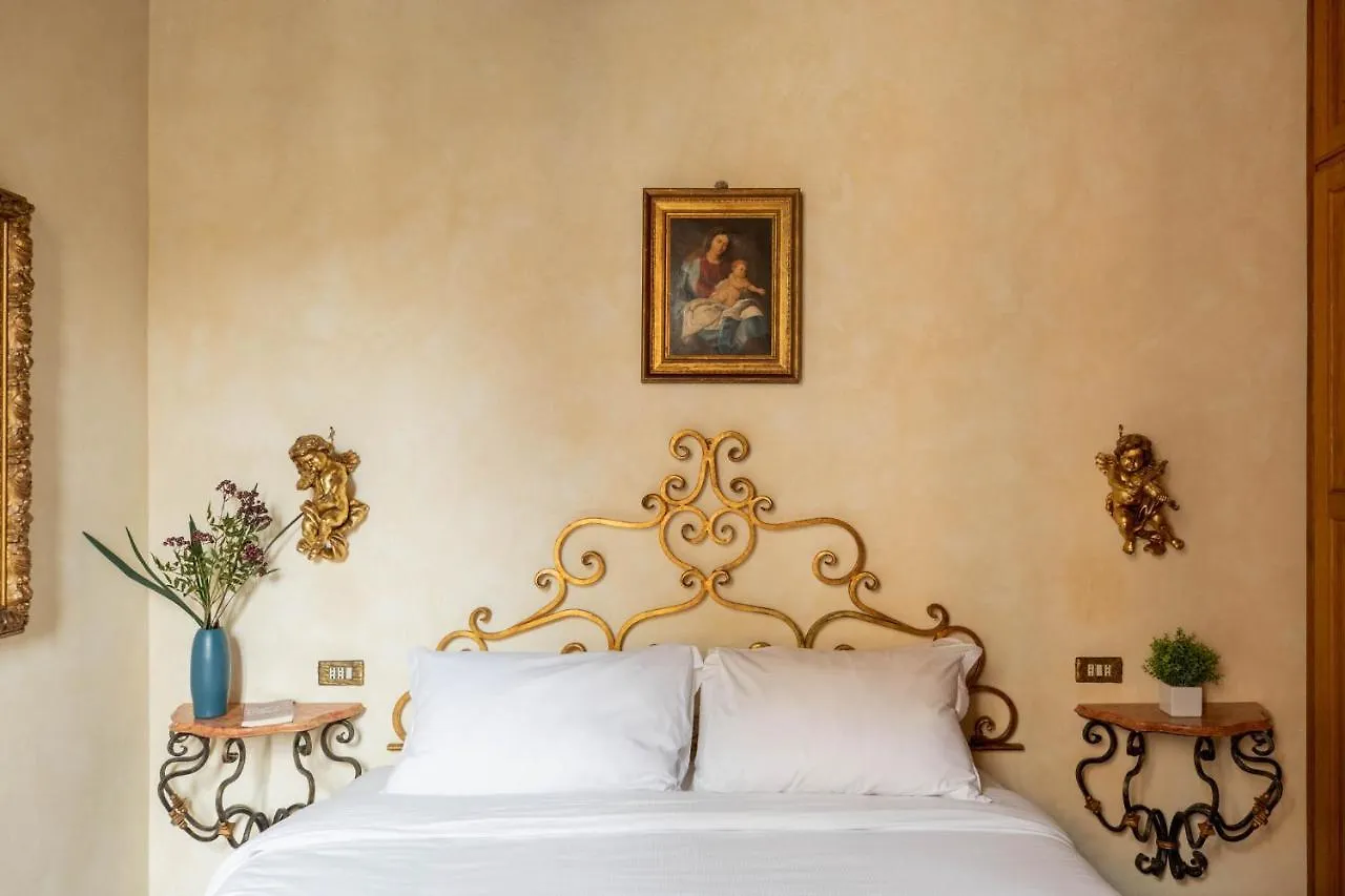 Iflat Golden Gem In Trevi Lägenhet Rom